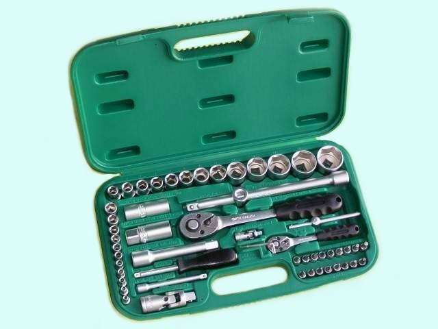 56PCS 1/2 & 1/4 Dr. Socket Wrench Set