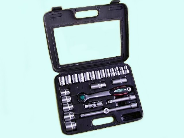 25PCS 1/2 Dr. Socket Set